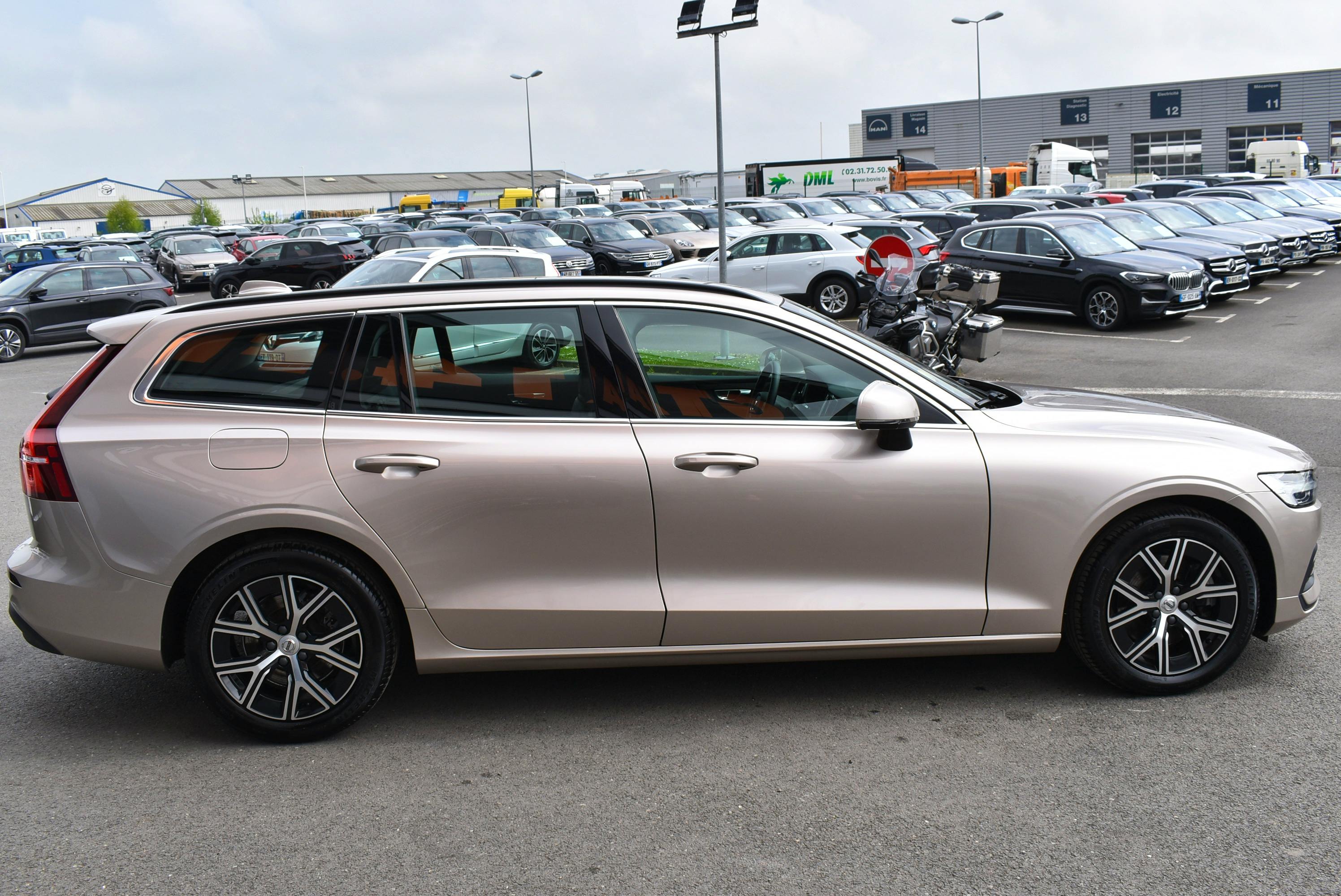 Volvo V60  B4 197CH START GEARTRONIC 8 occasion - Photo 4