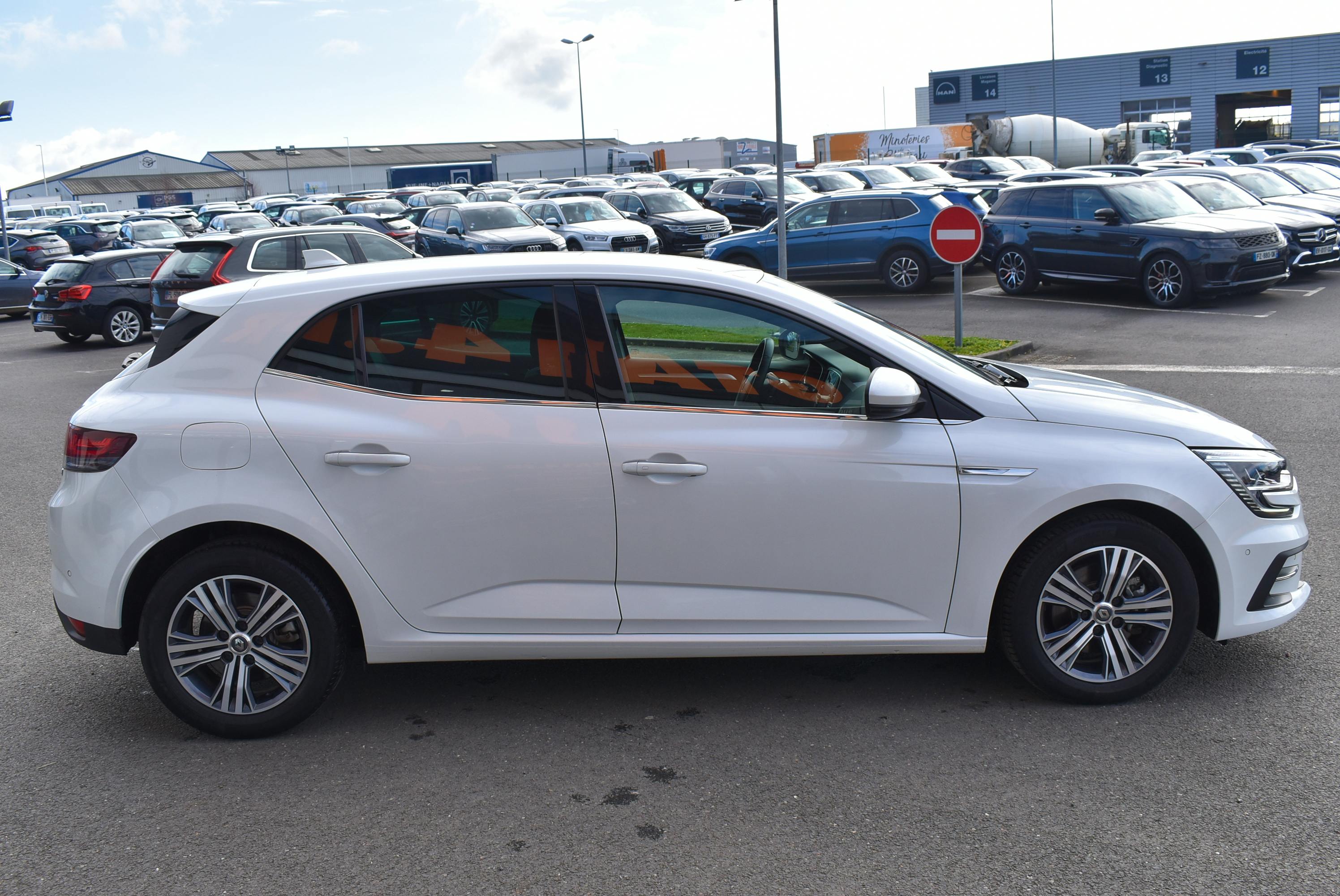 Renault Mégane  1.6 E-TECH PLUG-IN 160CH INTENS -21N occasion - Photo 4