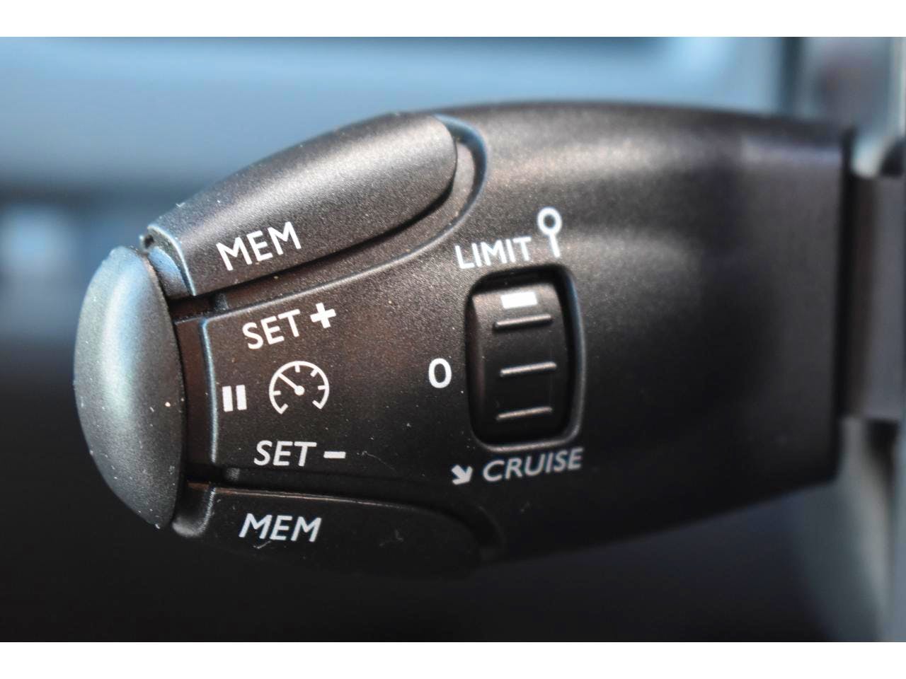 Peugeot Expert  STANDARD 2.0 BLUEHDI 180CH S&S CABINE APPROFONDIE FIXE PREMIUM EAT8 occasion - Photo 14