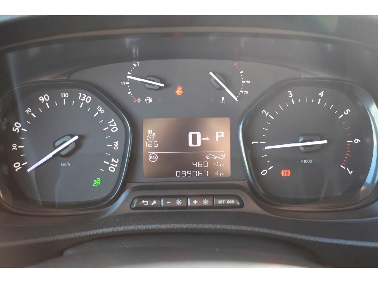 Peugeot Expert  STANDARD 2.0 BLUEHDI 180CH S&S CABINE APPROFONDIE FIXE PREMIUM EAT8 occasion - Photo 8