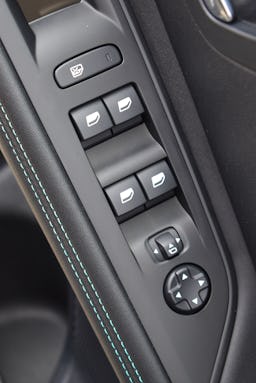 Peugeot 3008  HYBRID 136CH ALLURE PACK E-DCS6 occasion - Photo 11