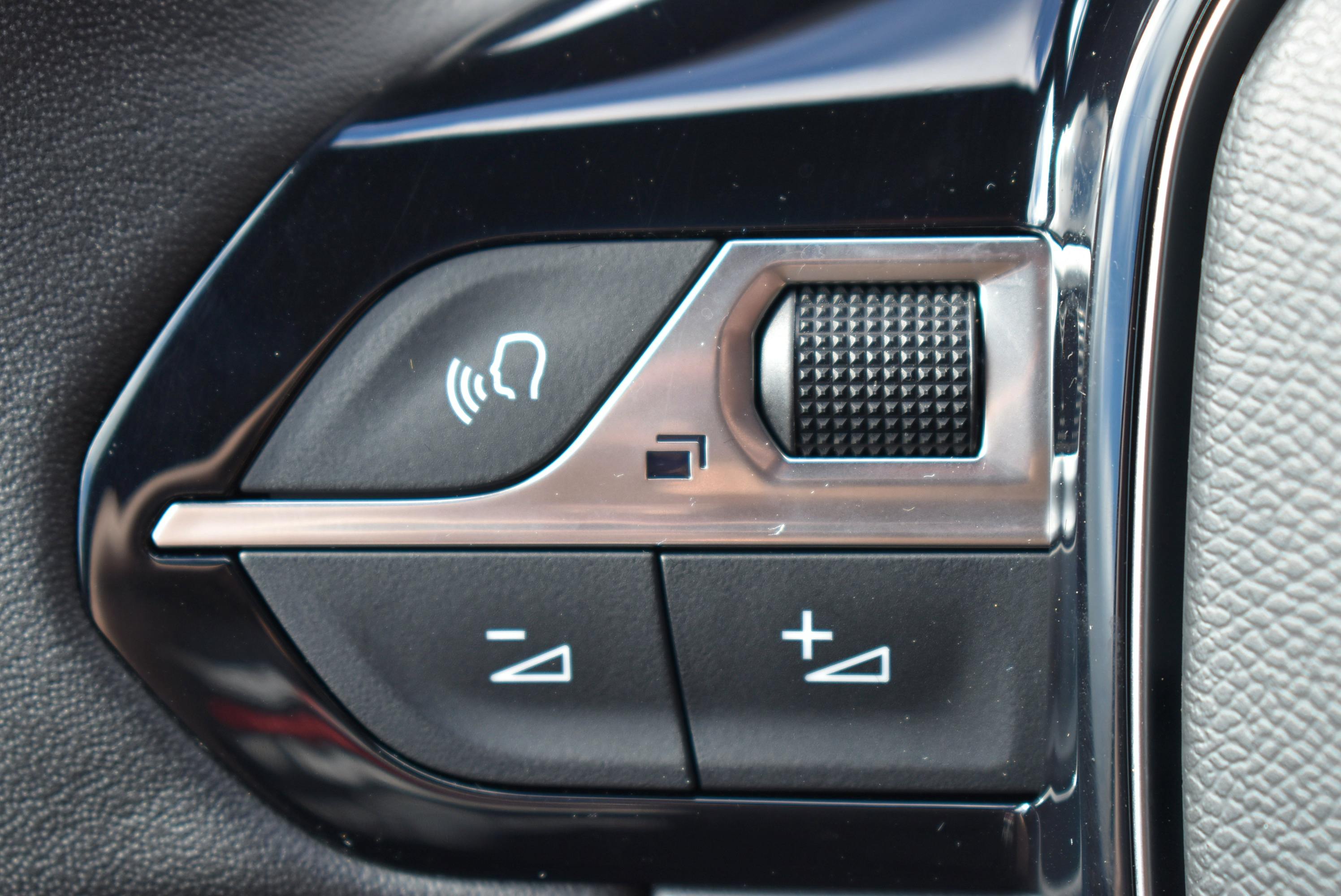 Peugeot 3008  HYBRID 136CH ALLURE PACK E-DCS6 occasion - Photo 21