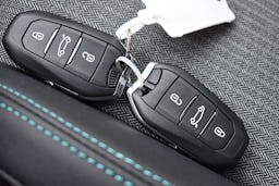 Peugeot 3008  HYBRID 136CH ALLURE PACK E-DCS6 occasion - Photo 36