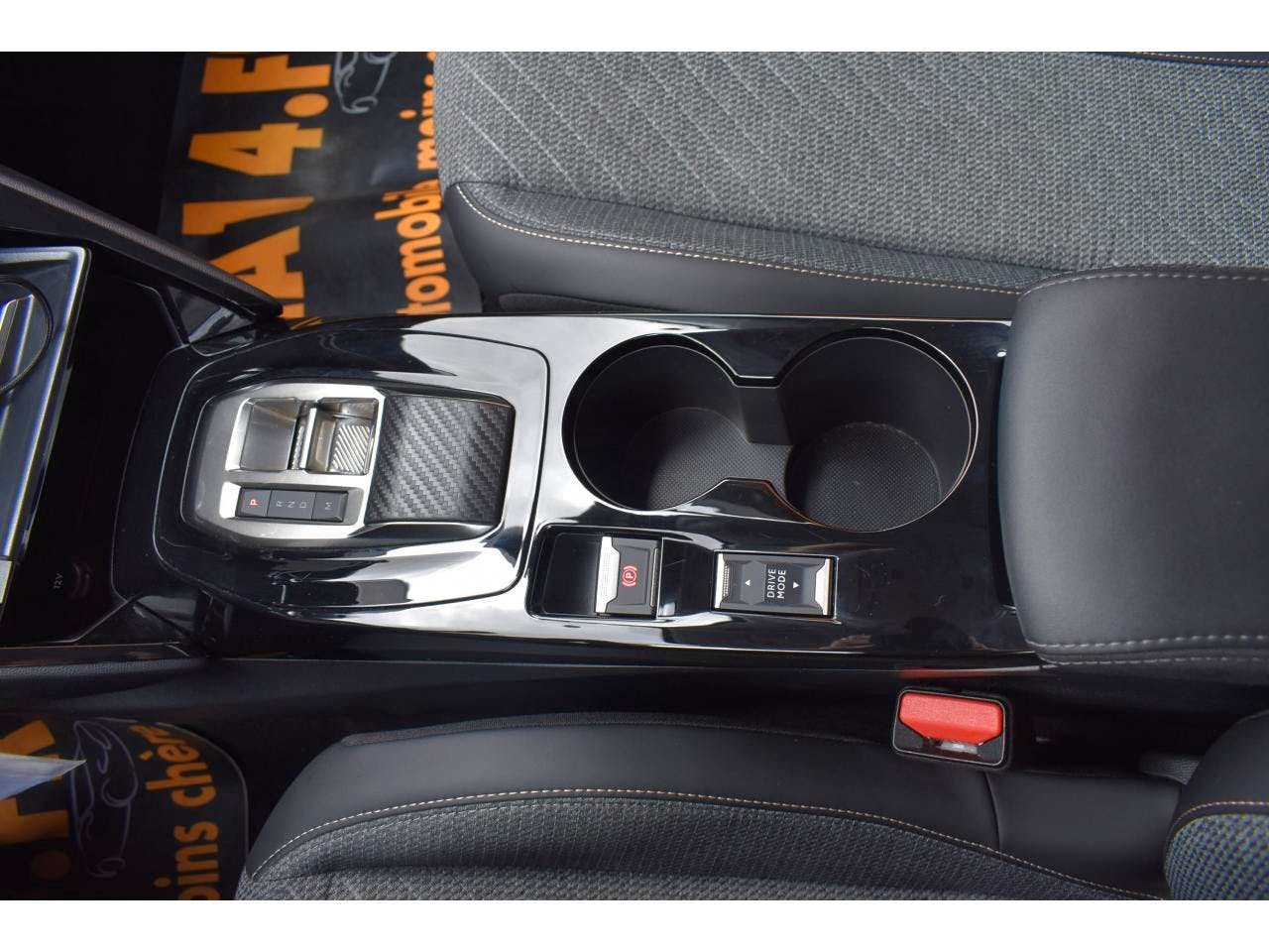 Peugeot 208  Hybrid 100 e-DCS6 Allure occasion - Photo 14