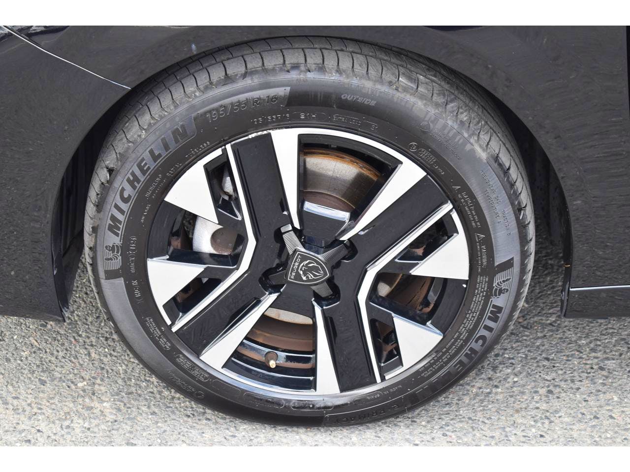 Peugeot 208  Hybrid 100 e-DCS6 Allure occasion - Photo 16
