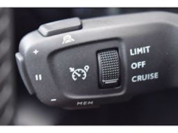 Peugeot 208  Hybrid 100 e-DCS6 Allure occasion - Photo 27