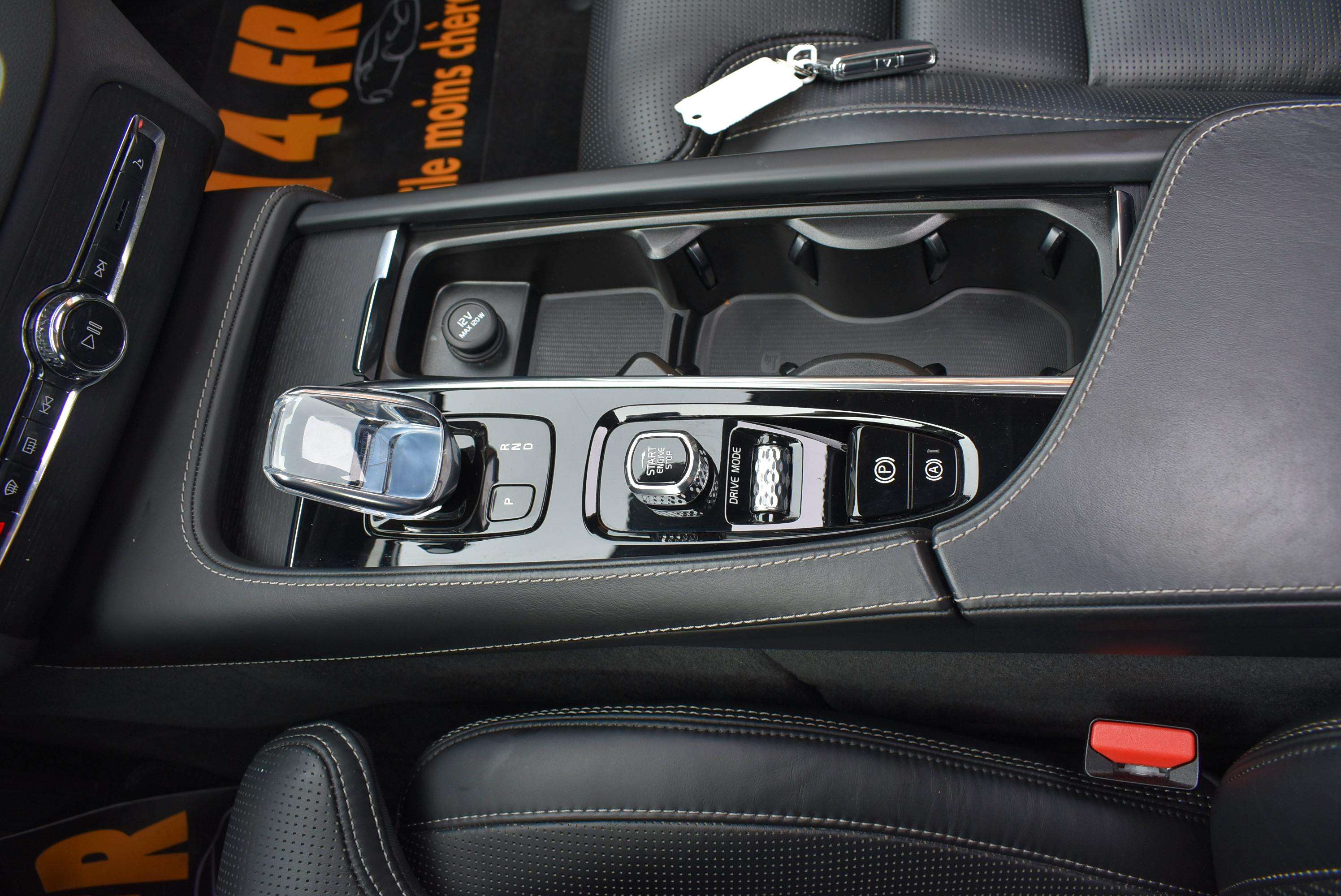 Volvo XC90  T8 TWIN ENGINE 303 + 87CH INSCRIPTION GEARTRONIC 7 PLACES 48G occasion - Photo 14