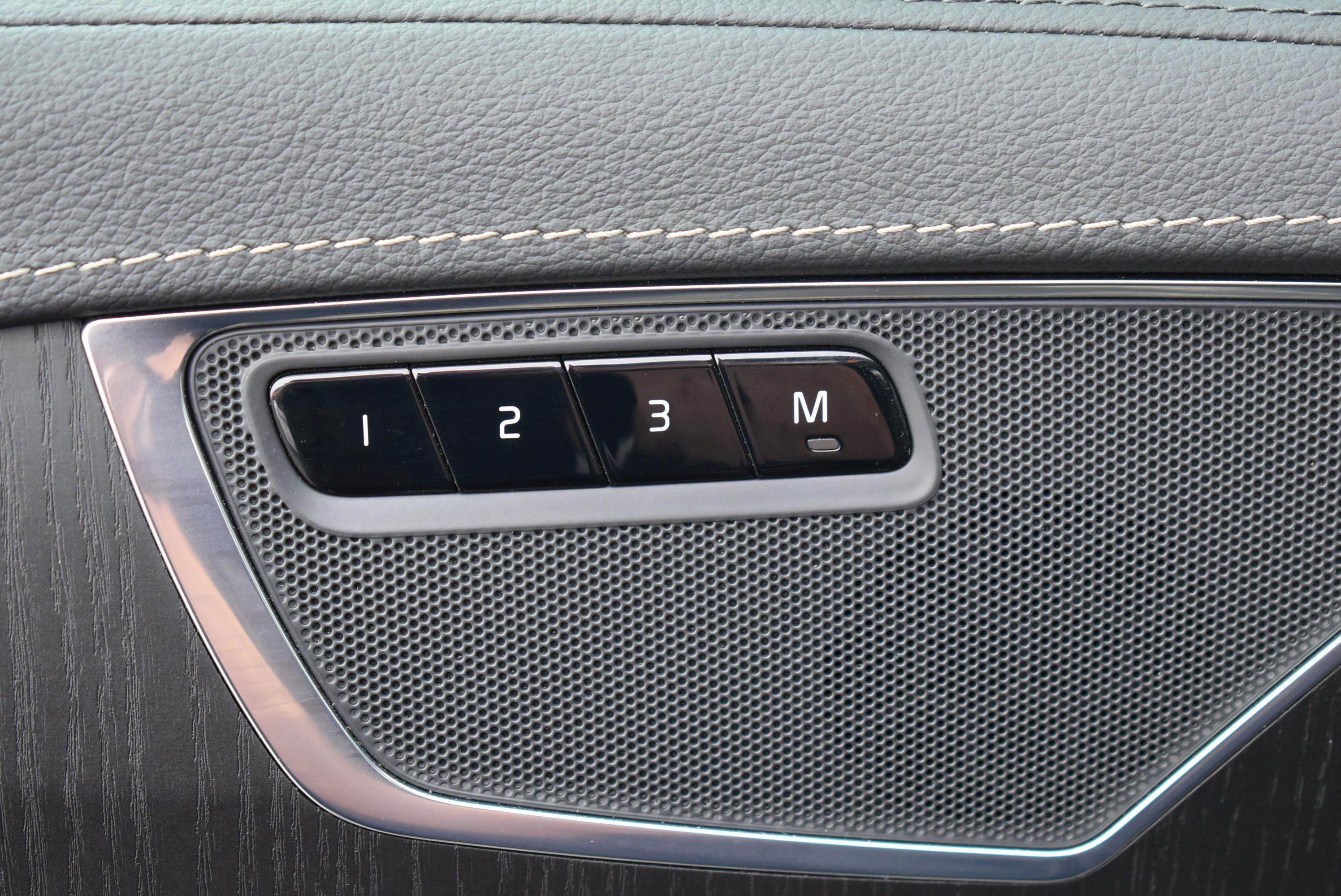 Volvo XC90  T8 TWIN ENGINE 303 + 87CH INSCRIPTION GEARTRONIC 7 PLACES 48G occasion - Photo 21