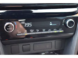 Toyota Yaris Cross  116h 2WD Design occasion - Photo 13