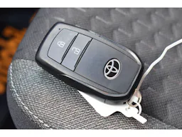 Toyota Yaris Cross 116h 2WD Design occasion - Photo 31