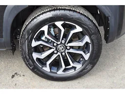 Toyota Yaris Cross 116h 2WD Design occasion - Photo 35