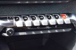 Peugeot 3008  PLUG-IN HYBRID 180CH ACTIVE PACK E-EAT8 occasion - Photo 13