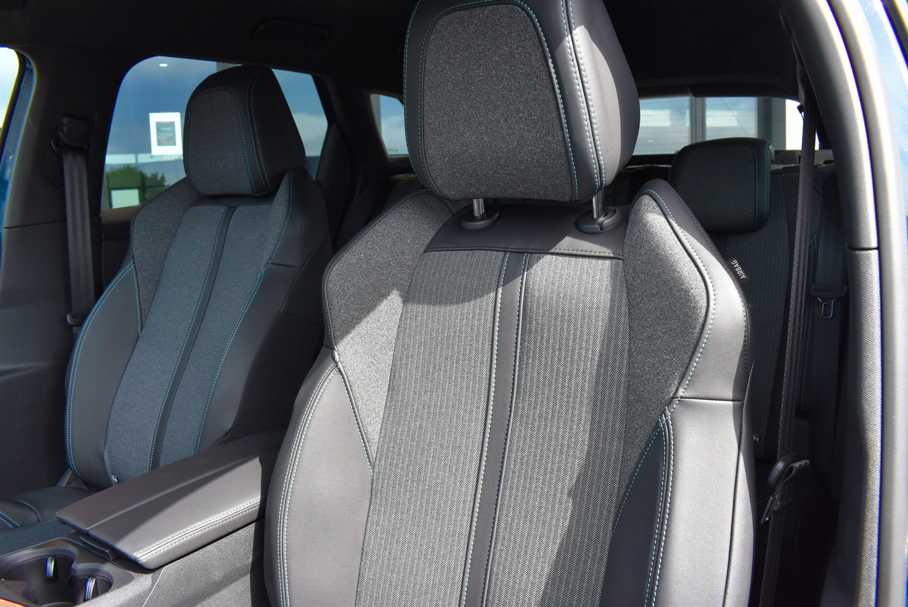 Peugeot 3008  PLUG-IN HYBRID 180CH ACTIVE PACK E-EAT8 occasion - Photo 15