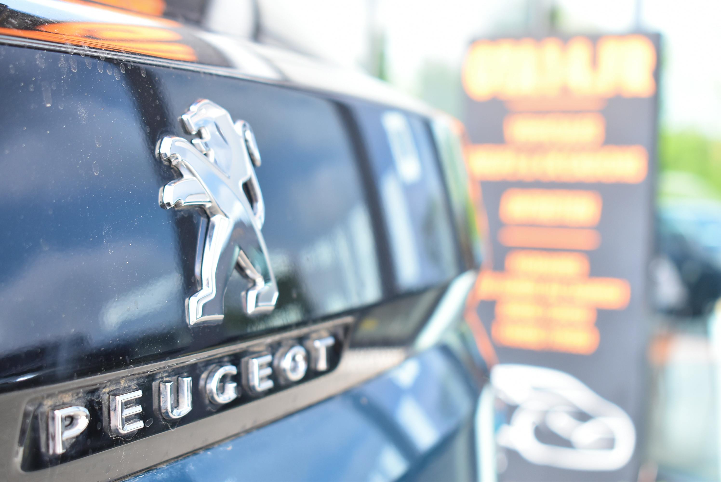 Peugeot 3008  PLUG-IN HYBRID 180CH ACTIVE PACK E-EAT8 occasion - Photo 19