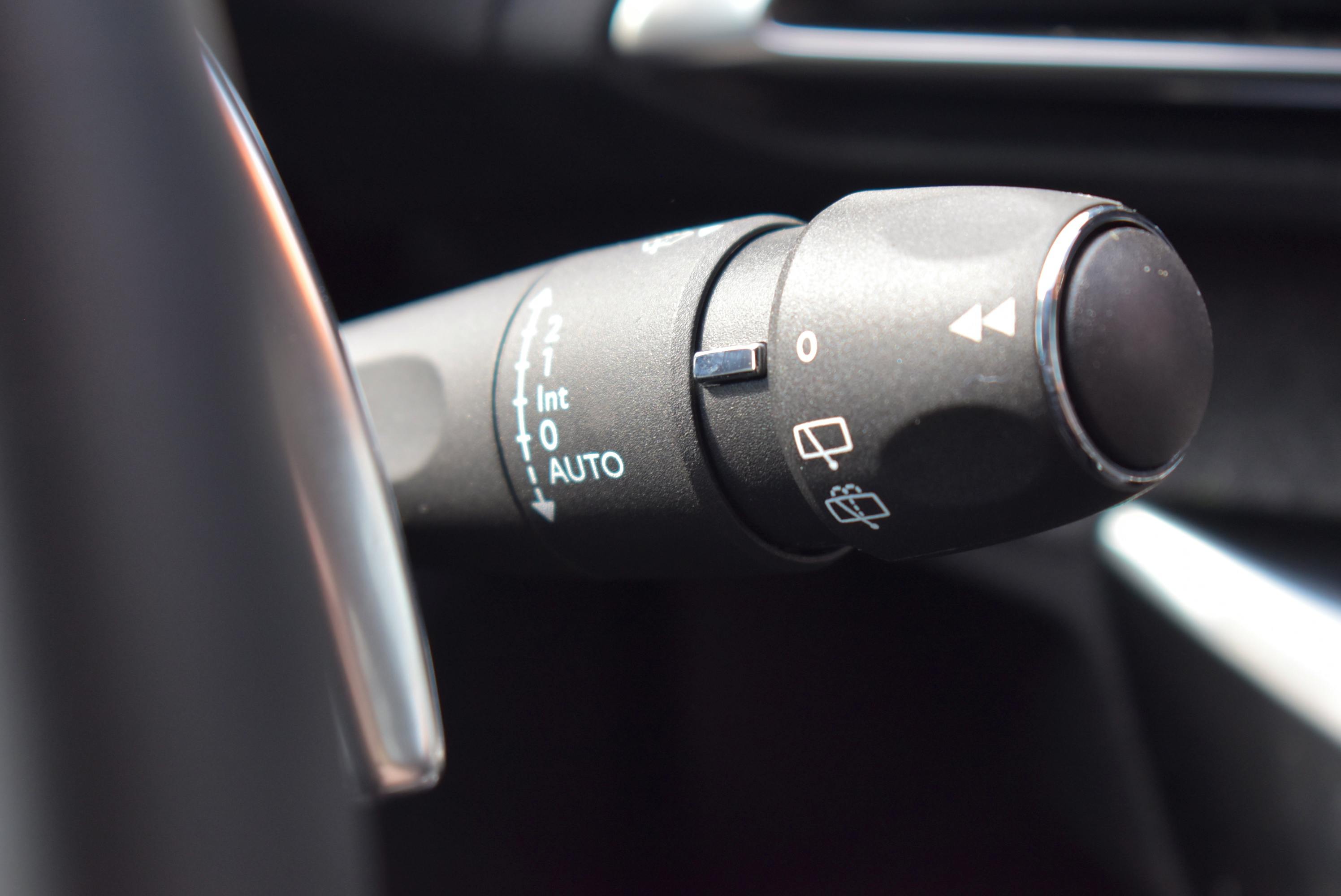 Peugeot 3008  PLUG-IN HYBRID 180CH ACTIVE PACK E-EAT8 occasion - Photo 26