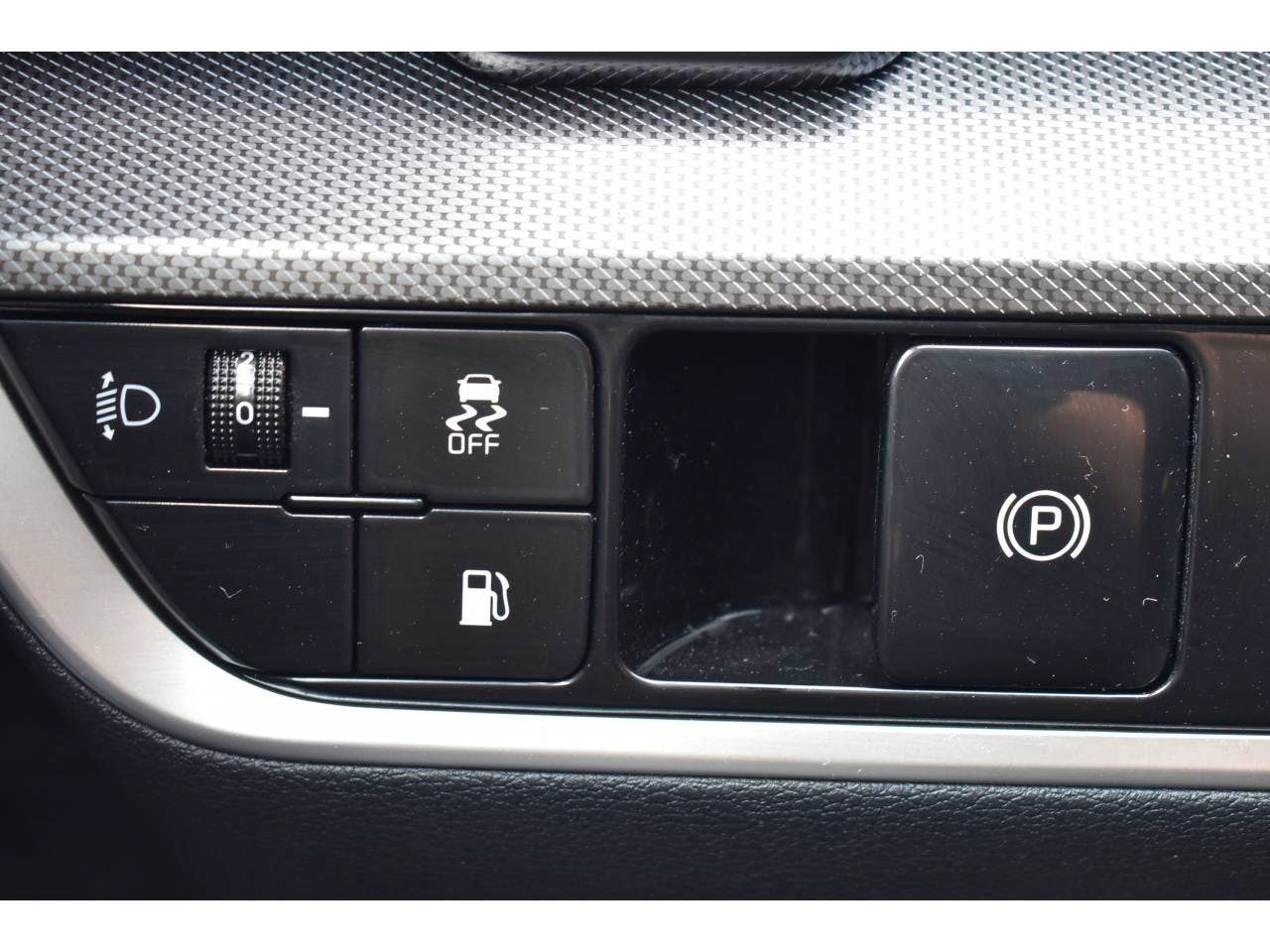 Kia Sportage  Hybride rechargeable PHEV 1.6 T-GDI - 180 + Electric 91 ch - BVA  4x4 occasion - Photo 21