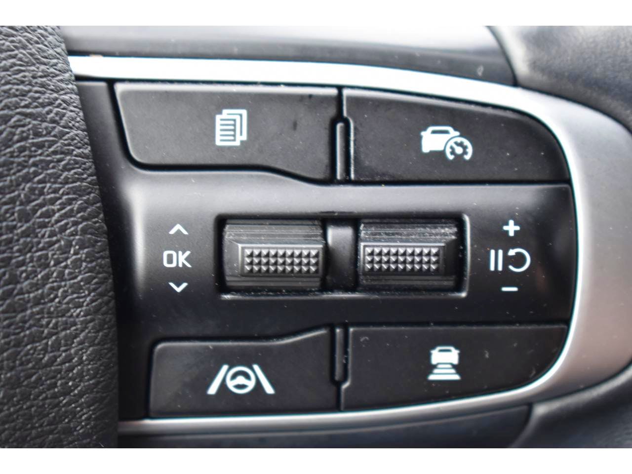 Kia Sportage  Hybride rechargeable PHEV 1.6 T-GDI - 180 + Electric 91 ch - BVA  4x4 occasion - Photo 23