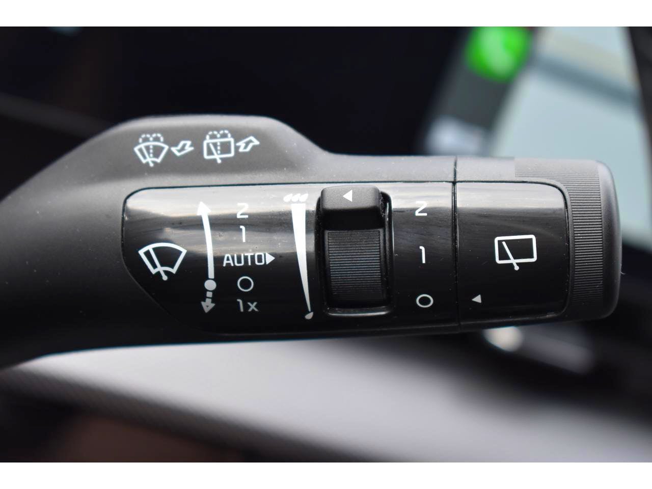 Kia Sportage  Hybride rechargeable PHEV 1.6 T-GDI - 180 + Electric 91 ch - BVA  4x4 occasion - Photo 27