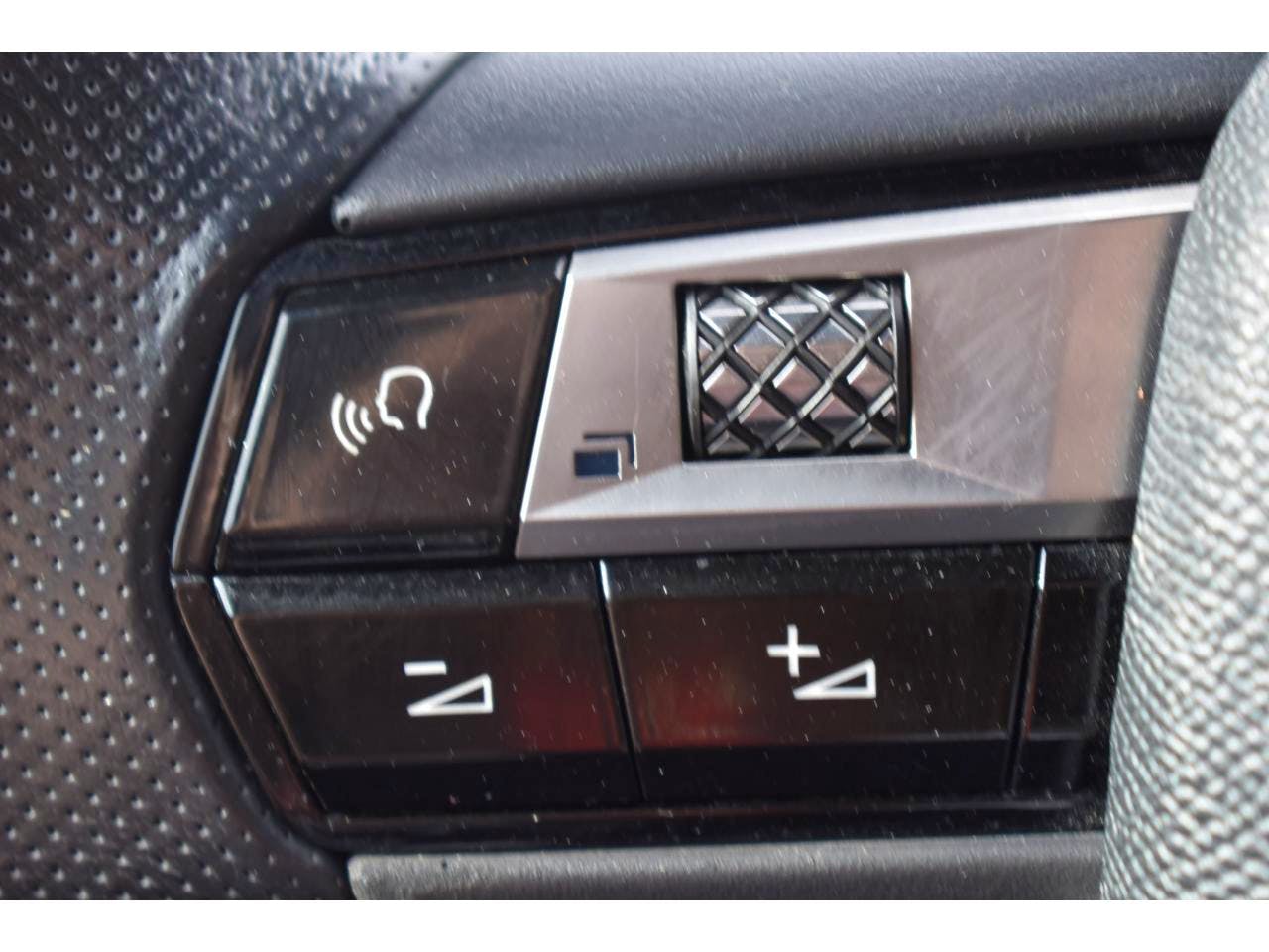 DS DS 3 CROSSBACK  PureTech 130 EAT8 Performance Line occasion - Photo 21