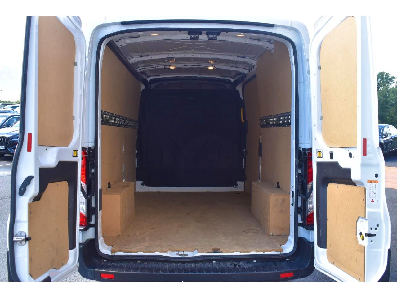 Ford Transit  T310 L3H2 2.0 ECOBLUE 105 S&S TREND BUSINESS occasion - Photo 9