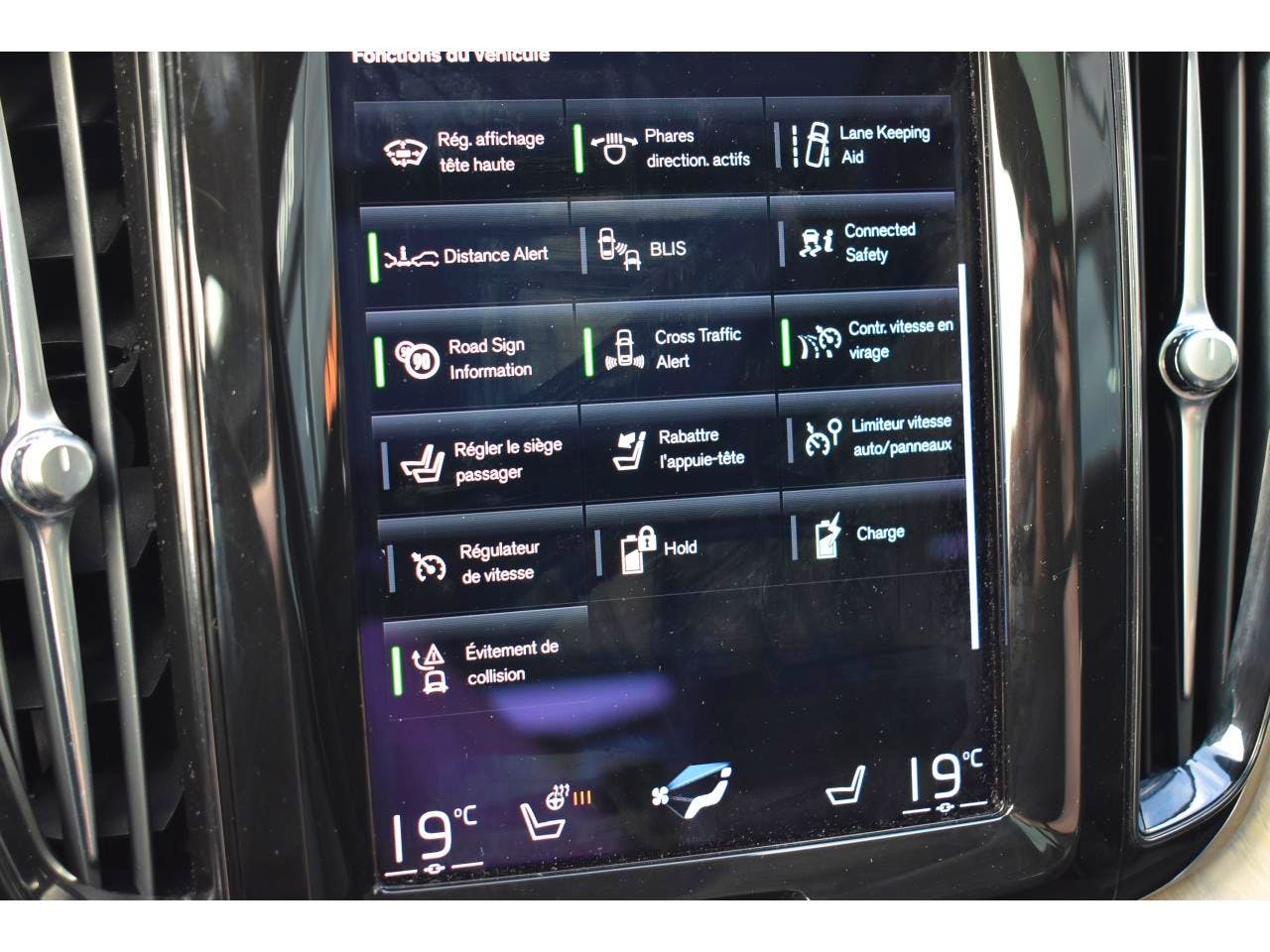 Volvo XC60  T6 Recharge AWD 253 ch + 87 ch Geartronic 8 Inscription occasion - Photo 32