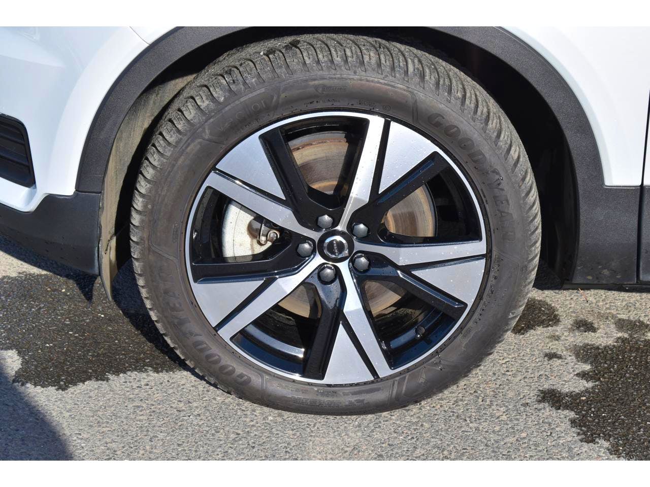 Volvo XC40  RECHARGE TWIN AWD 408CH PLUS EDT occasion - Photo 16