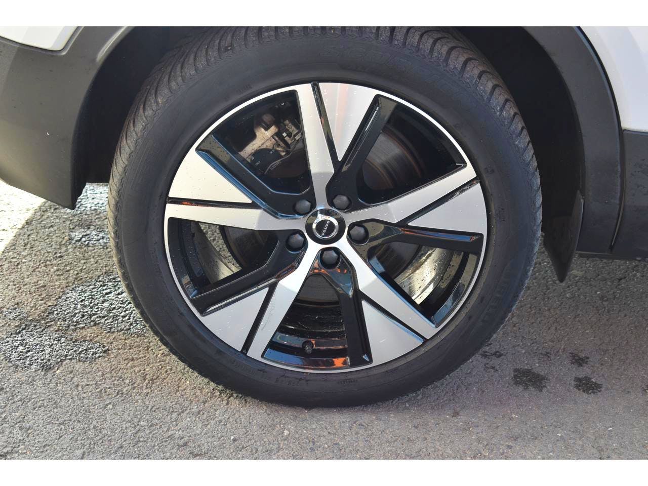 Volvo XC40  RECHARGE TWIN AWD 408CH PLUS EDT occasion - Photo 34
