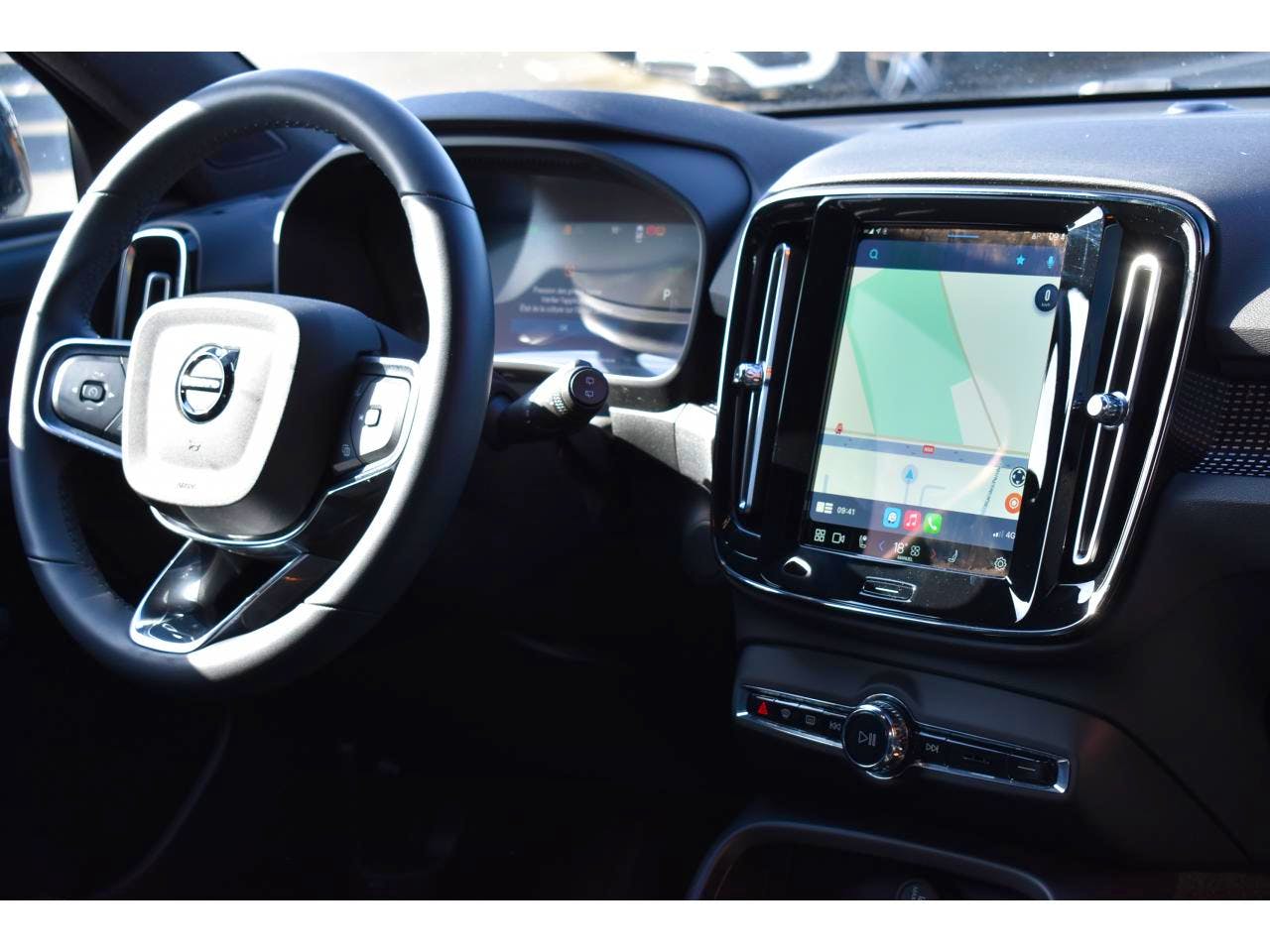 Volvo XC40  RECHARGE TWIN AWD 408CH PLUS EDT occasion - Photo 6