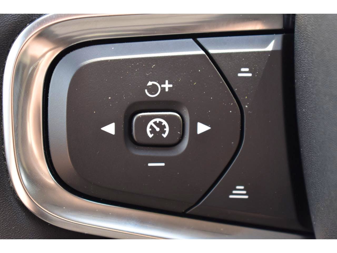 Volvo XC40  XC40 T5 Recharge 180+82 ch DCT7 Inscription Business occasion - Photo 21