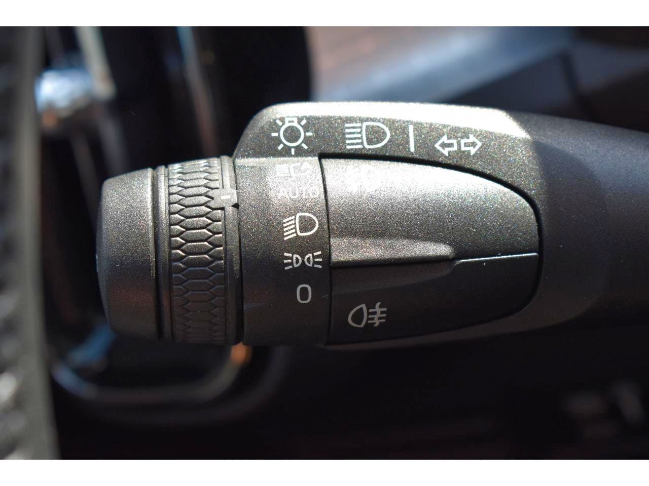Volvo XC40  XC40 T5 Recharge 180+82 ch DCT7 Inscription Business occasion - Photo 23