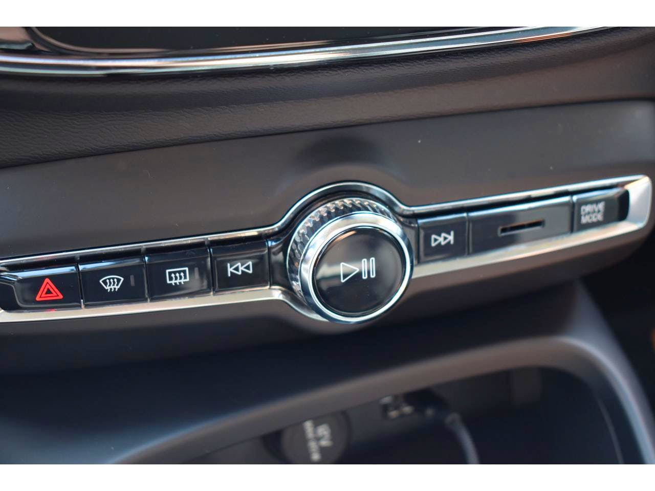 Volvo XC40  XC40 T5 Recharge 180+82 ch DCT7 Inscription Business occasion - Photo 32