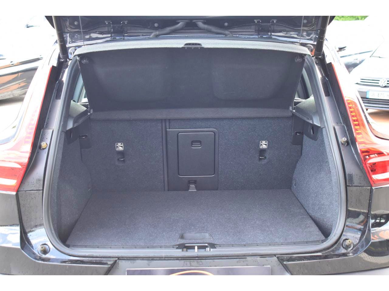 Volvo XC40  XC40 T5 Recharge 180+82 ch DCT7 Inscription Business occasion - Photo 9