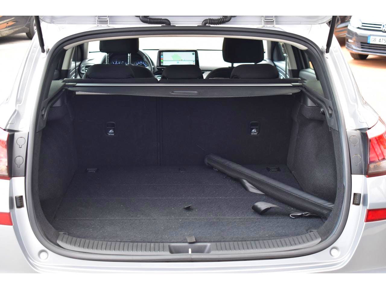 Hyundai i30 SW  1.0 T-GDi 120 iBVM6 Hybrid 48V Creative occasion - Photo 9