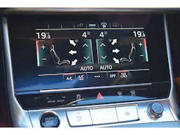 Audi A6  AVANT 55 TFSIe 367 ch S tronic 7 Quattro Competition occasion - Photo 13