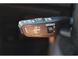 Audi A6  AVANT 55 TFSIe 367 ch S tronic 7 Quattro Competition occasion - Photo 30