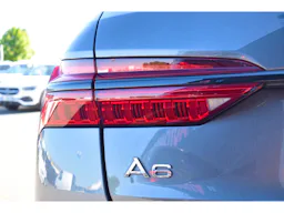 Audi A6 AVANT 55 TFSIe 367 ch S tronic 7 Quattro Competition occasion - Photo 40