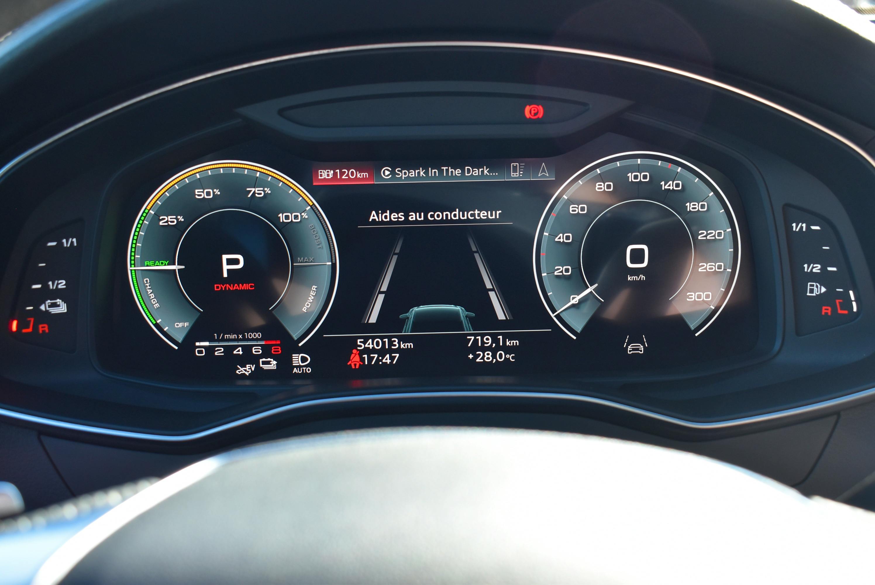 Audi A6 Avant  55 TFSI E 367CH COMPETITION QUATTRO S TRONIC 7 16CV occasion - Photo 8