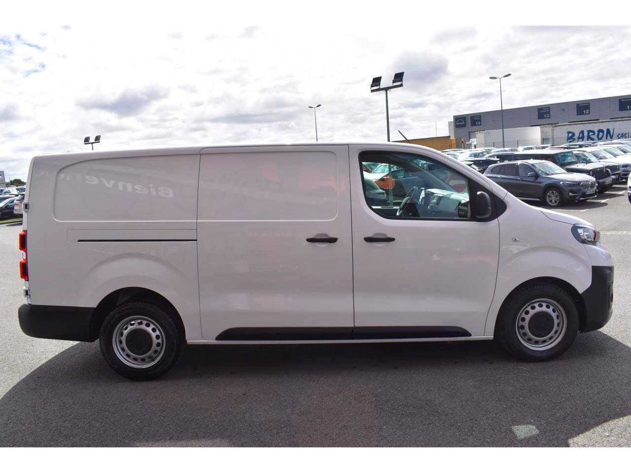 Peugeot Expert  EXPERT FGN TOLE LONG 2.0 BLUEHDI 120 S&S BVM6 PREMIUM occasion - Photo 4