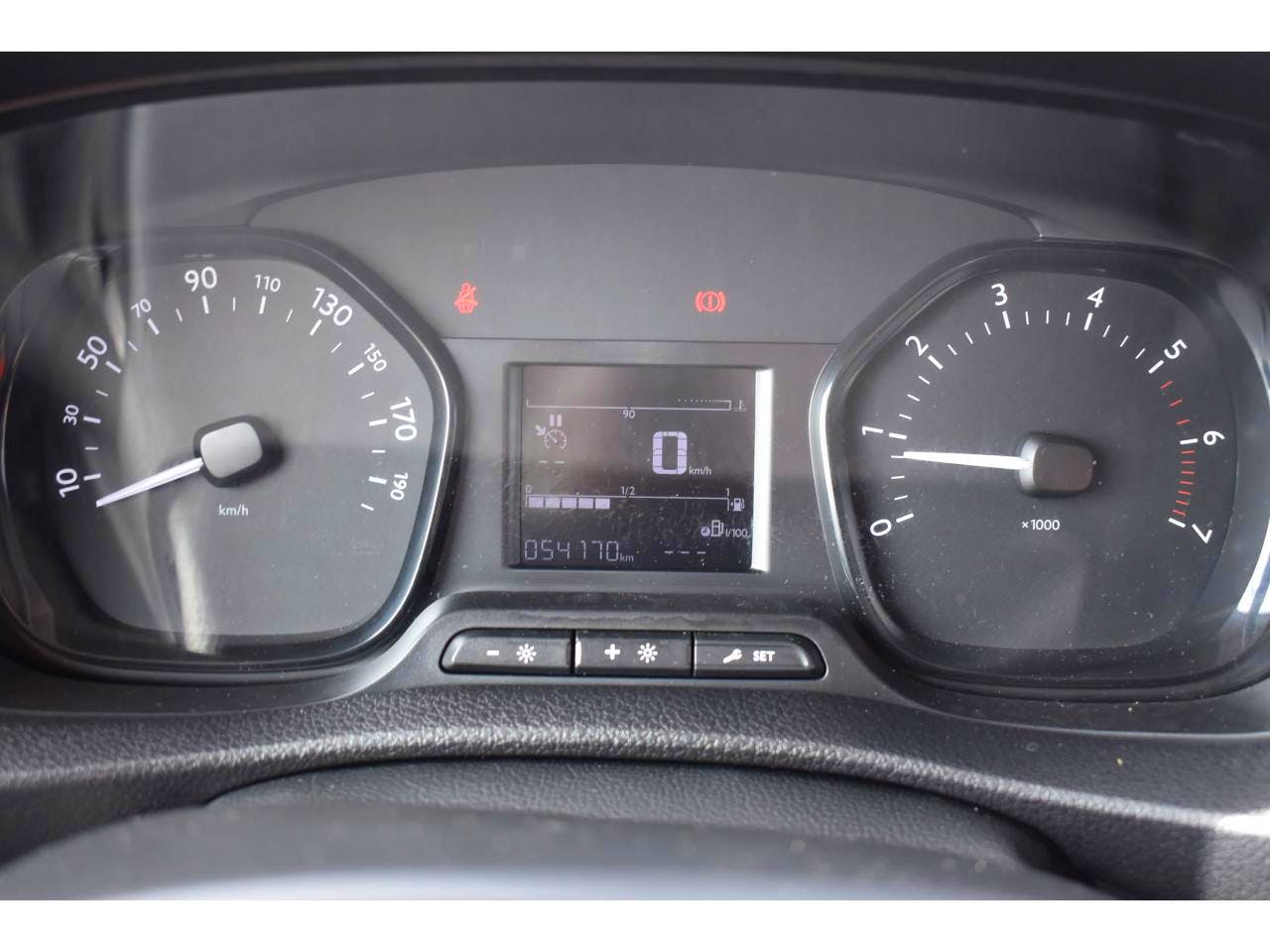 Peugeot Expert  EXPERT FGN TOLE LONG 2.0 BLUEHDI 120 S&S BVM6 PREMIUM occasion - Photo 8