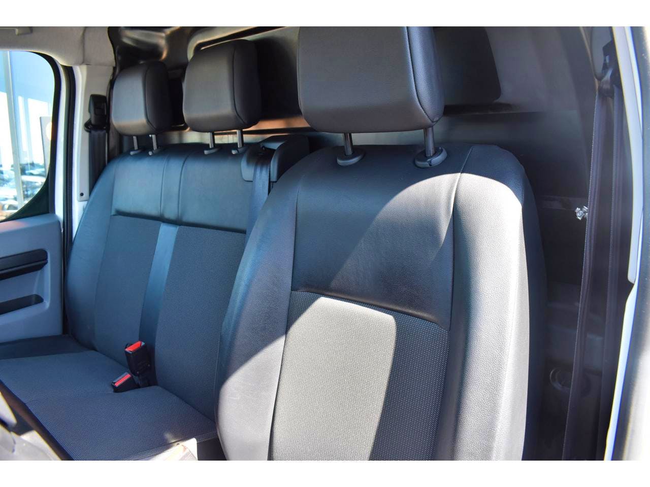 Peugeot Expert  STANDARD BLUEHDI 100 S&S BVM6 PREMIUM occasion - Photo 17