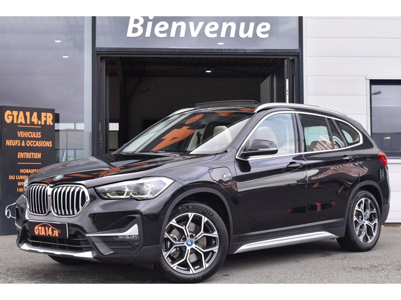 BMW X1  xDrive 25e 220 ch BVA6 F48 LCI xLine occasion - Photo 1