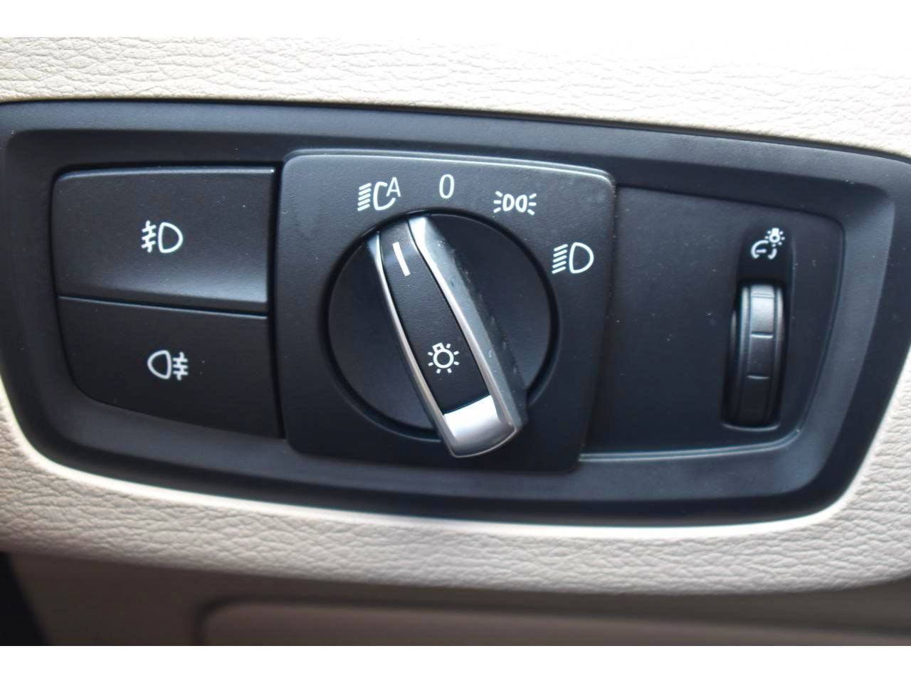 BMW X1  xDrive 25e 220 ch BVA6 F48 LCI xLine occasion - Photo 22