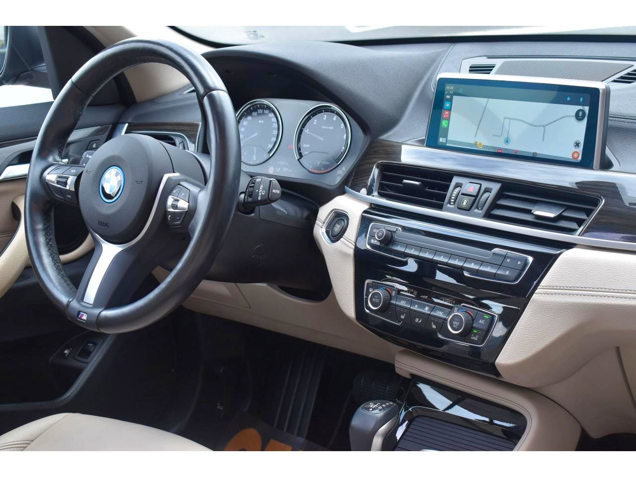BMW X1  xDrive 25e 220 ch BVA6 F48 LCI xLine occasion - Photo 6