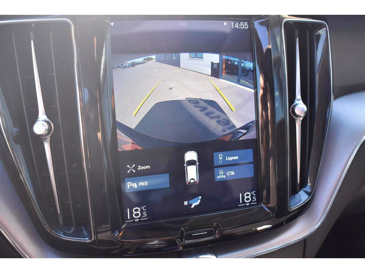 Volvo XC60  T8 Twin Engine 303 ch + 87 ch Geartronic 8 BUSINESS EXECUTIVE occasion - Photo 13