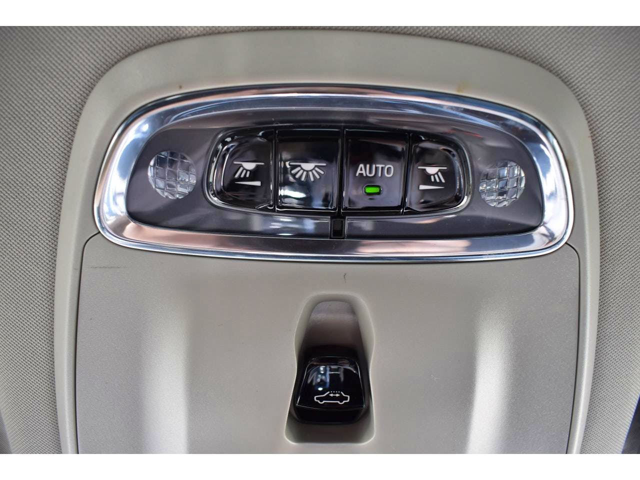 Volvo XC60  T8 Twin Engine 303 ch + 87 ch Geartronic 8 BUSINESS EXECUTIVE occasion - Photo 34