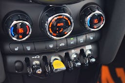 Mini Mini COOPER SE 184CH ESSENTIAL BVA occasion - Photo 13