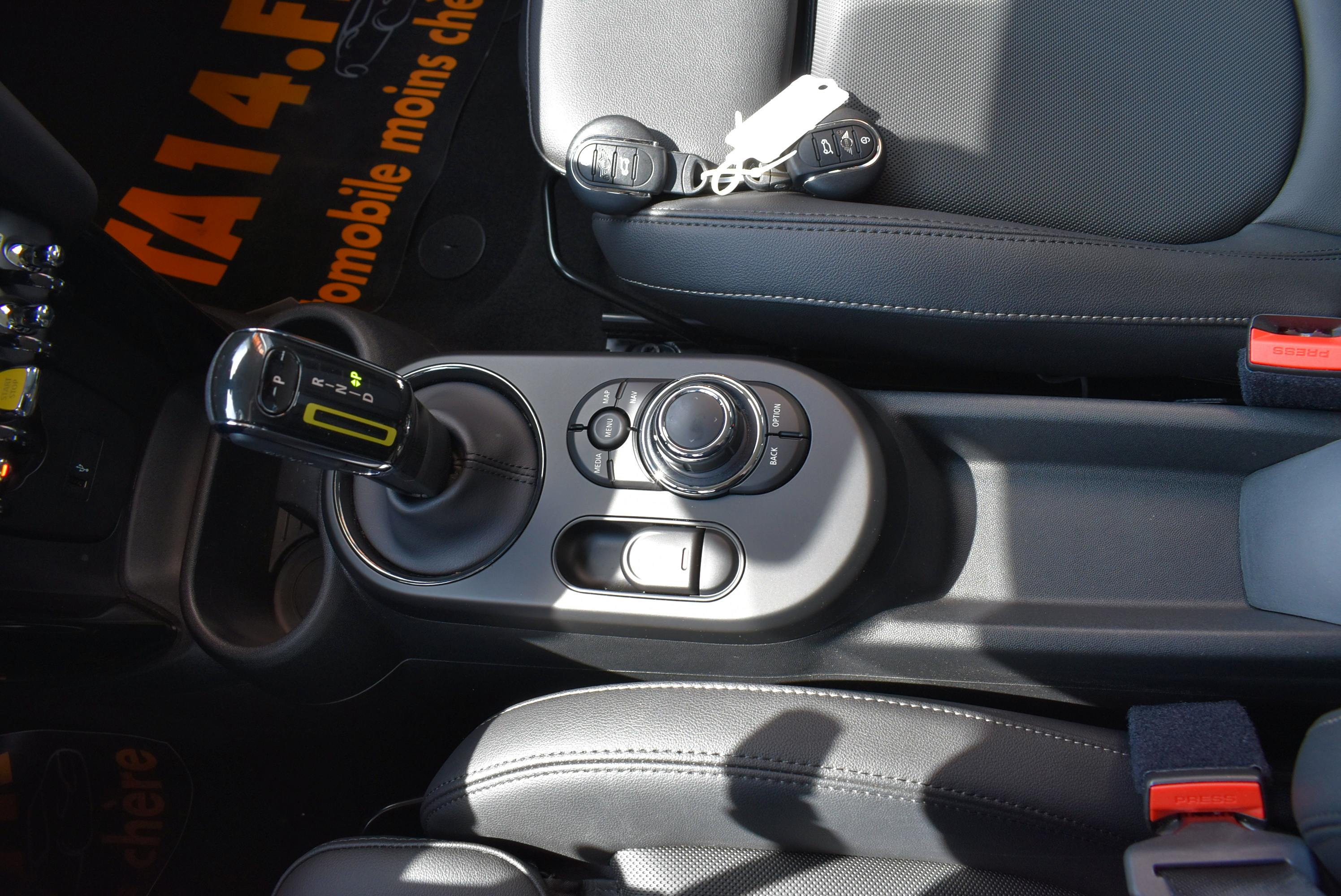Mini Mini  COOPER SE 184CH  ESSENTIAL BVA occasion - Photo 14