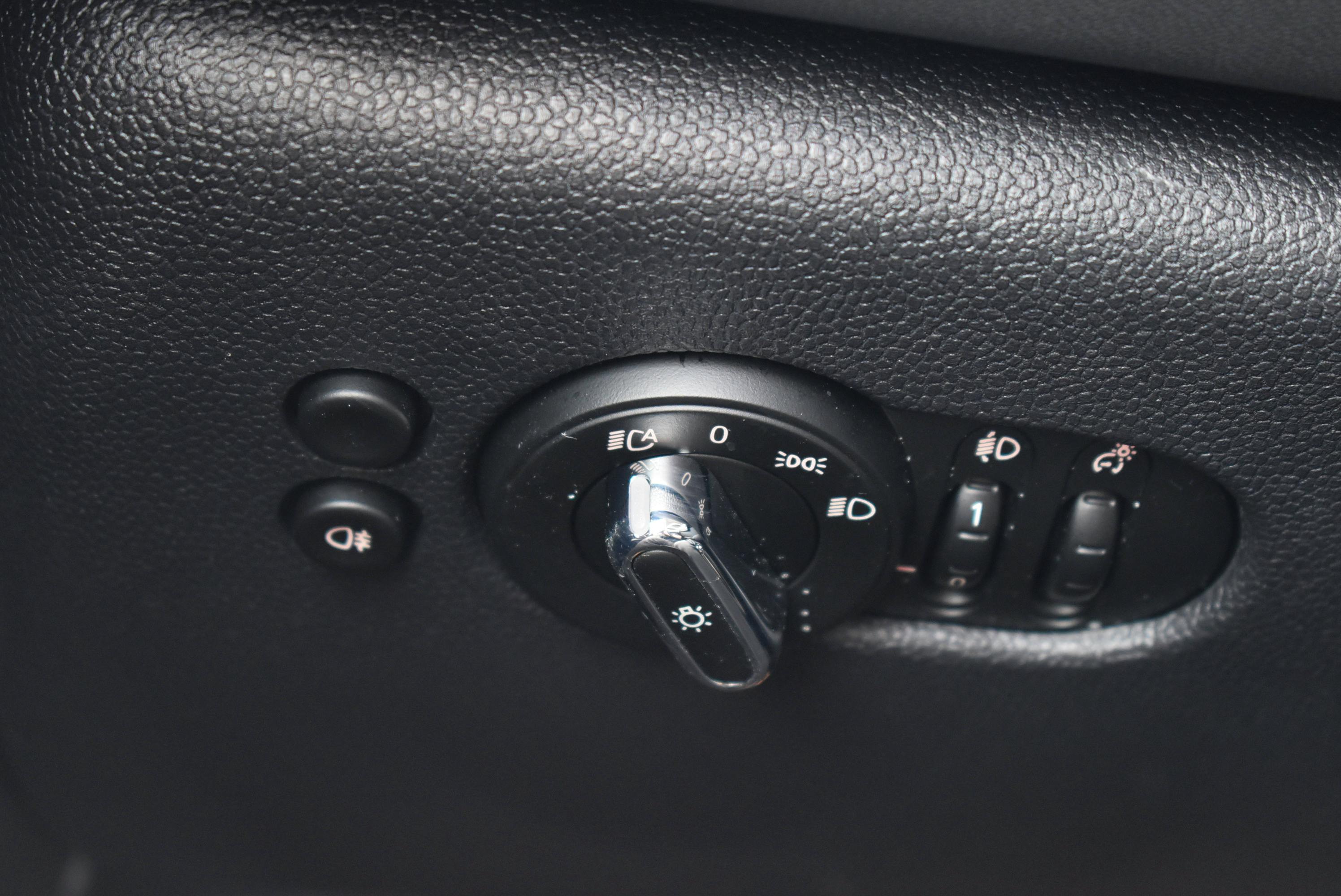 Mini Mini  COOPER SE 184CH  ESSENTIAL BVA occasion - Photo 21