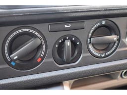 Volkswagen Transporter  L1H1 2.0 TDI 102 occasion - Photo 12