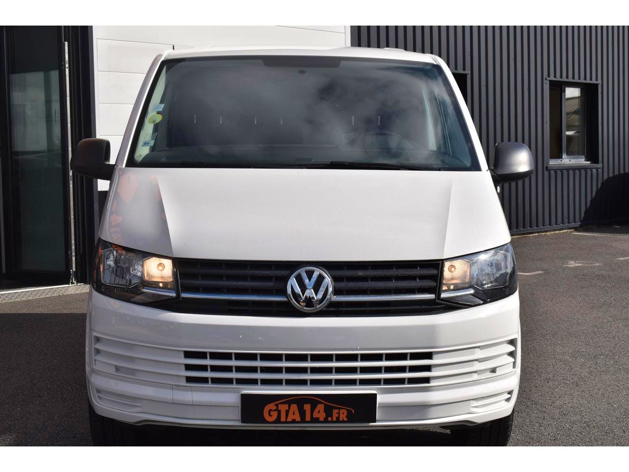 Volkswagen Transporter  L1H1 2.0 TDI 102 occasion - Photo 17